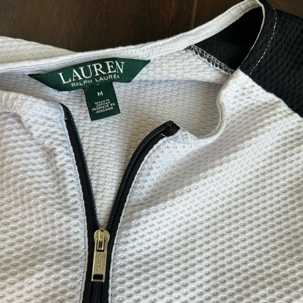 Pullover - Picture 2 of 2